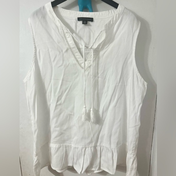 Chambray sleeveless top - Picture 3 of 5